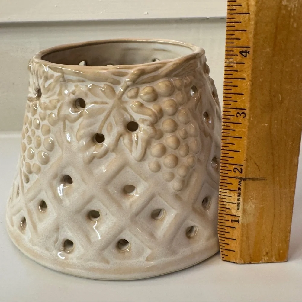 Ceramic Grapevine Decorative Candle Shade - Picture 8 of 10